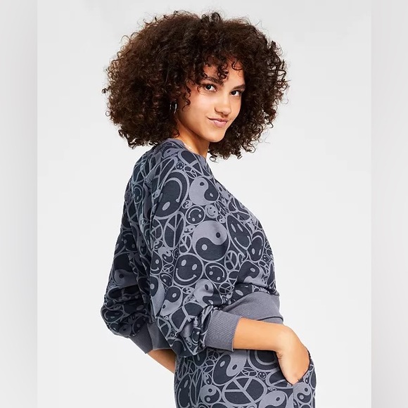 (XS:NWT) $36|Rebellious One Junior's Smiley Yin-Yang Sweater, Black - Picture 2 of 8